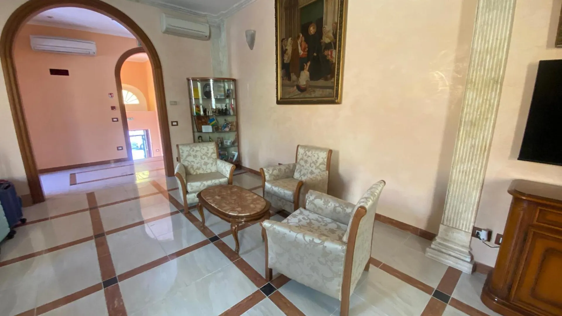 Bed & Breakfast Casa Per Ferie Suore Salesiane Dei Sacri Cuori Rome