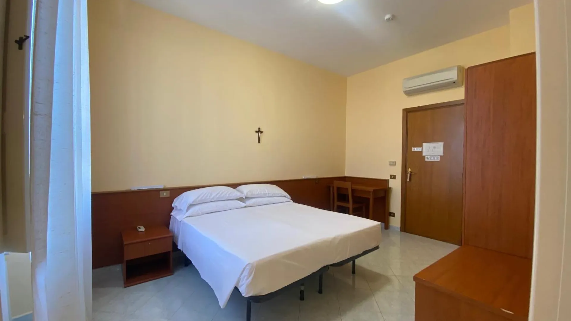 Casa Per Ferie Suore Salesiane Dei Sacri Cuori Rome