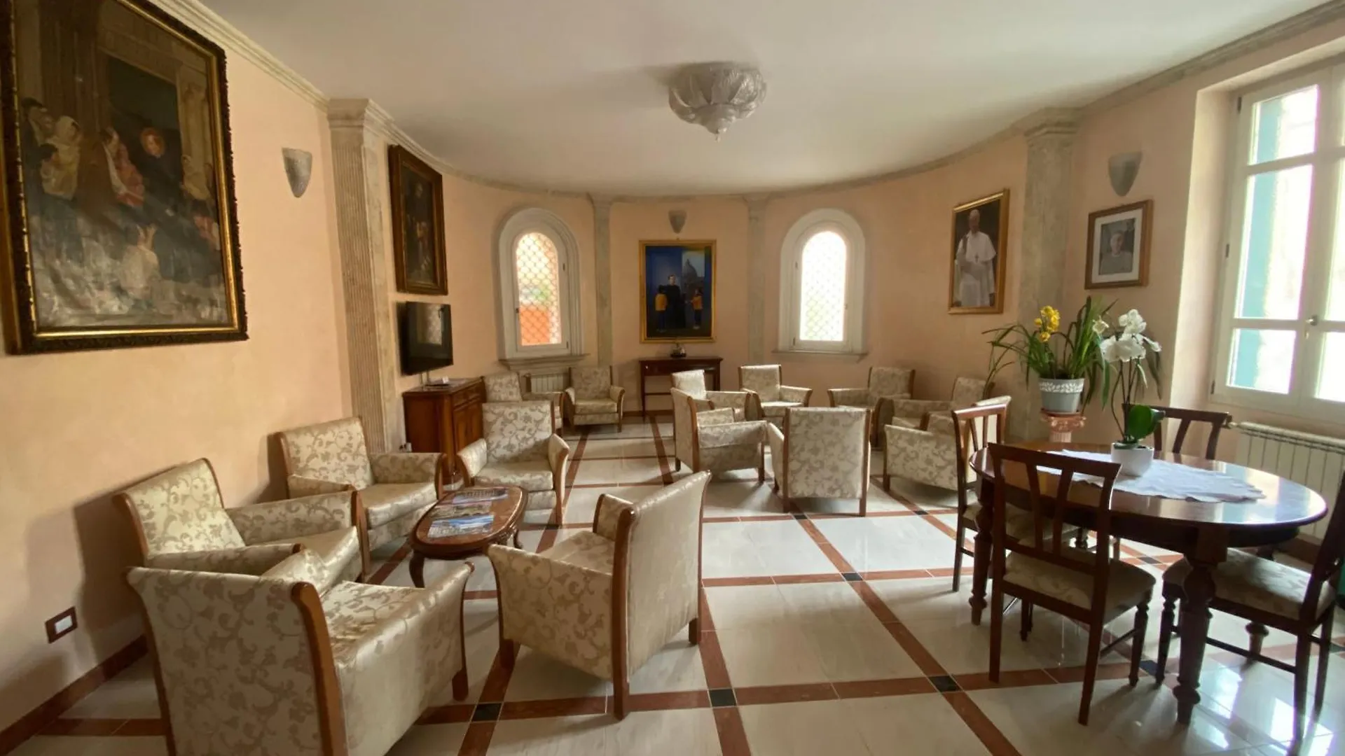 Bed & Breakfast Casa Per Ferie Suore Salesiane Dei Sacri Cuori Rome
