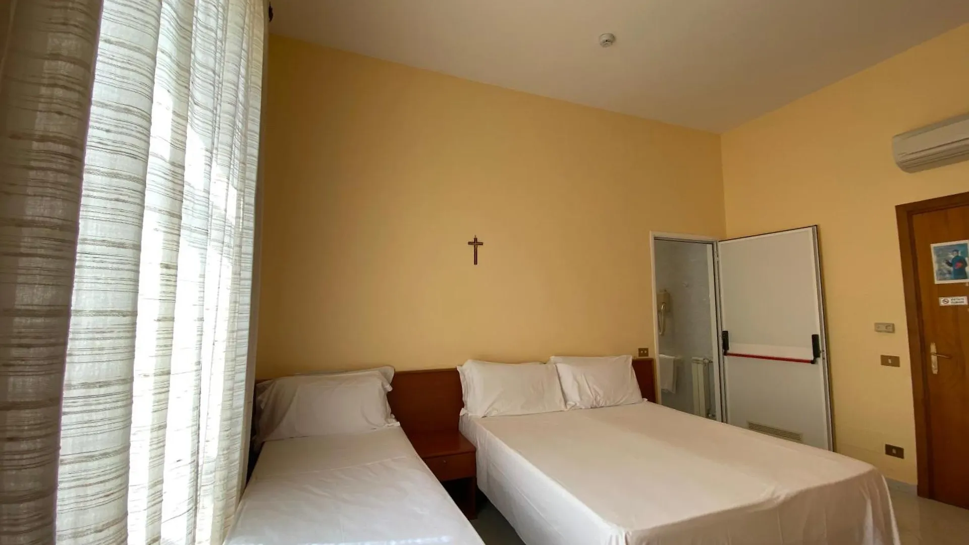 Bed & Breakfast Casa Per Ferie Suore Salesiane Dei Sacri Cuori Rome