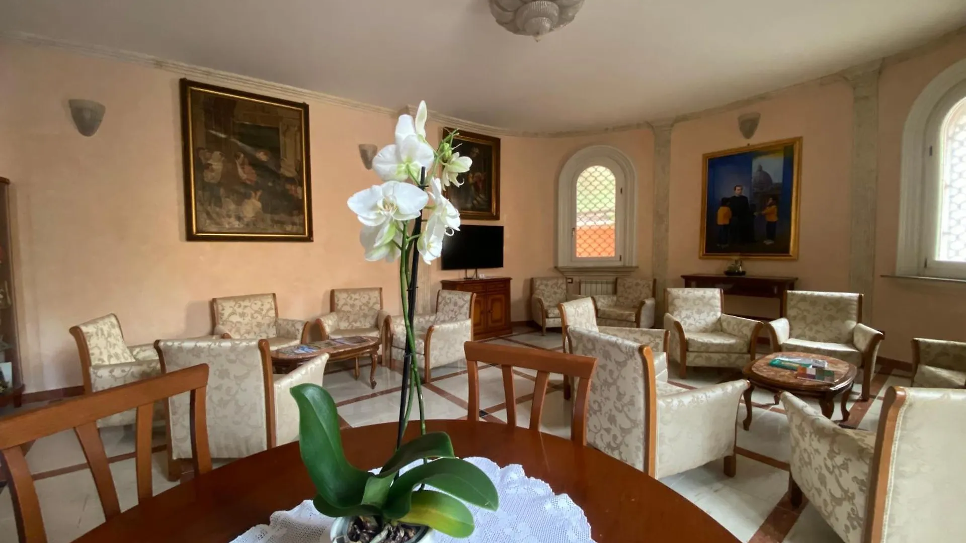 Bed & Breakfast Casa Per Ferie Suore Salesiane Dei Sacri Cuori Rome Italy