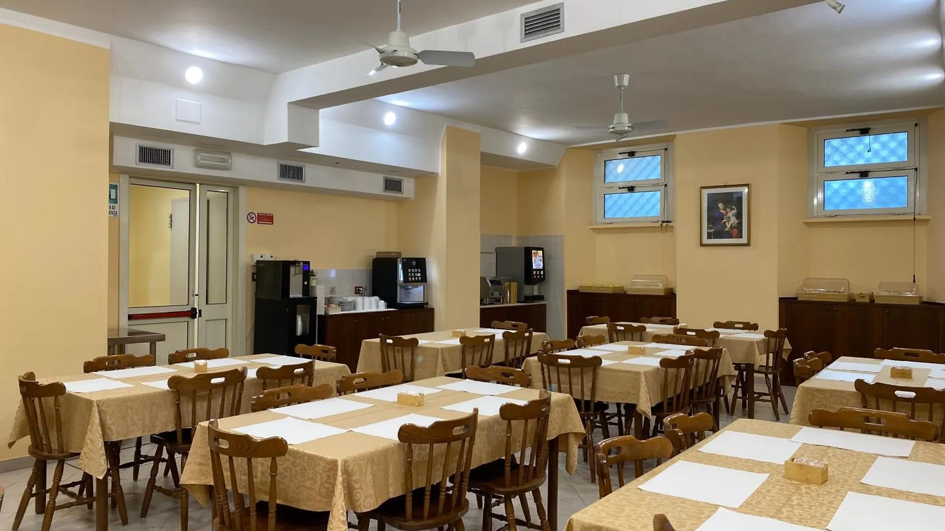 Bed & Breakfast Casa Per Ferie Suore Salesiane Dei Sacri Cuori Rome
